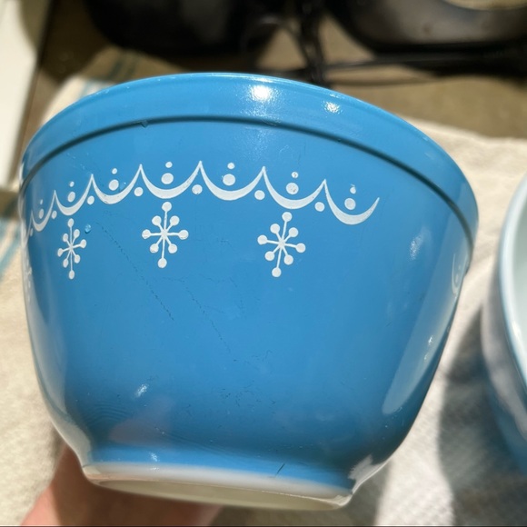 Pyrex Vintage 70’s Snowflake Blue Garland 1 1/2 Pint Bowl #401 - Picture 17 of 17